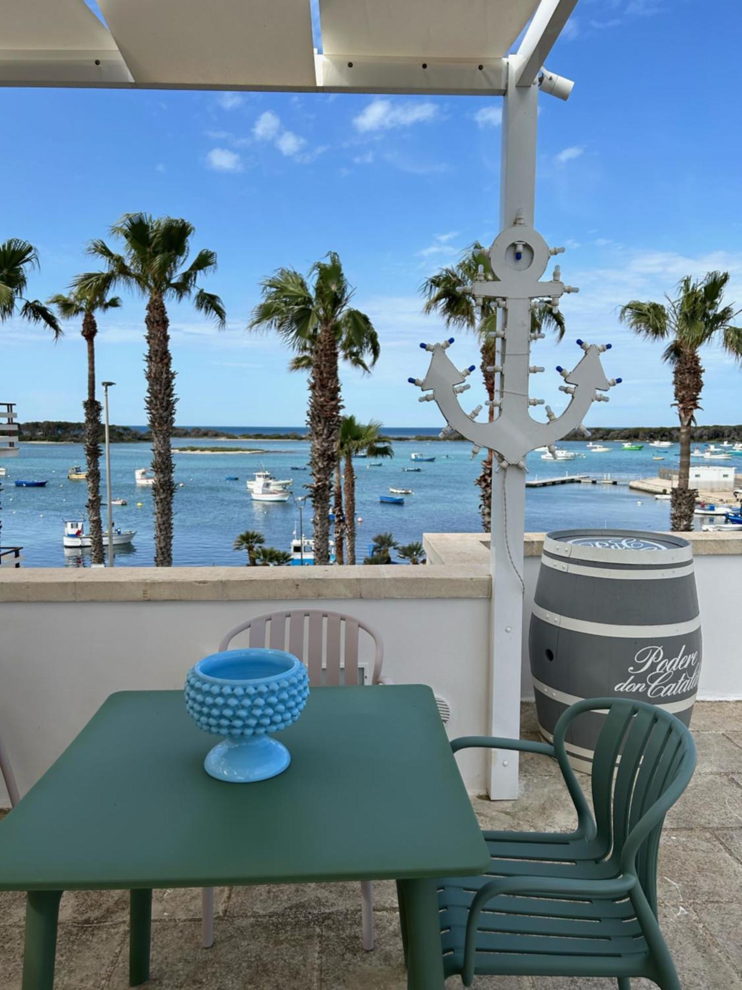 Casa Clementina Rooms Vista Mare 切萨雷奥港 外观 照片